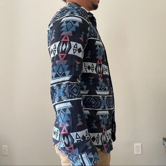 American Eagle| Flannel Aztec Print Shirt - Picture 2 of 5